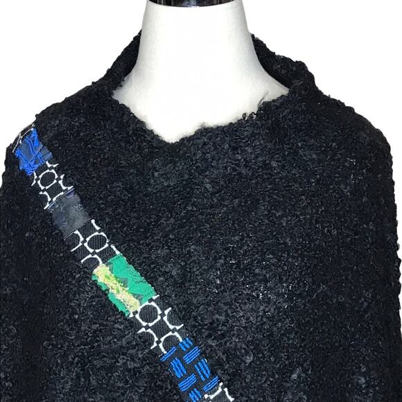 Canvasbacks Vintage Fringed Boucle Poncho-Size M/L-Silk, Cashmere,& Wool Blend - Picture 2 of 15